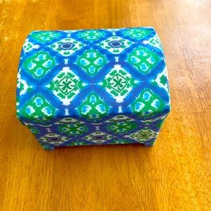 Punch studio paper jewelry box